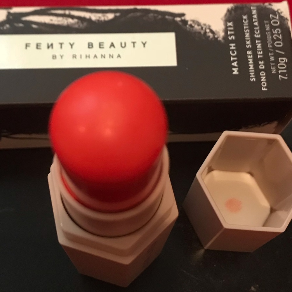 NIB Fenty Ridiiic Match Stix